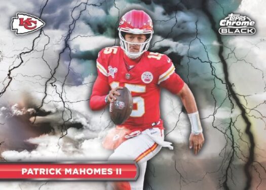 2025-topps-chrome-black-football-black-lightning-patrick-mahomes-525x375